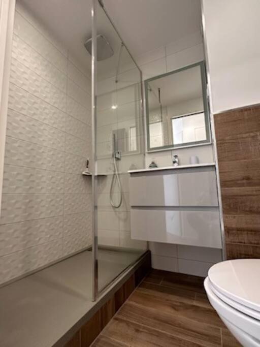 "Le Filet Du Lac" Appartement Atypique, 5 Personnes, Duplex, Vue Lac, Acces Parc Aquatique Gratuit Talmont-Saint-Hilaire المظهر الخارجي الصورة